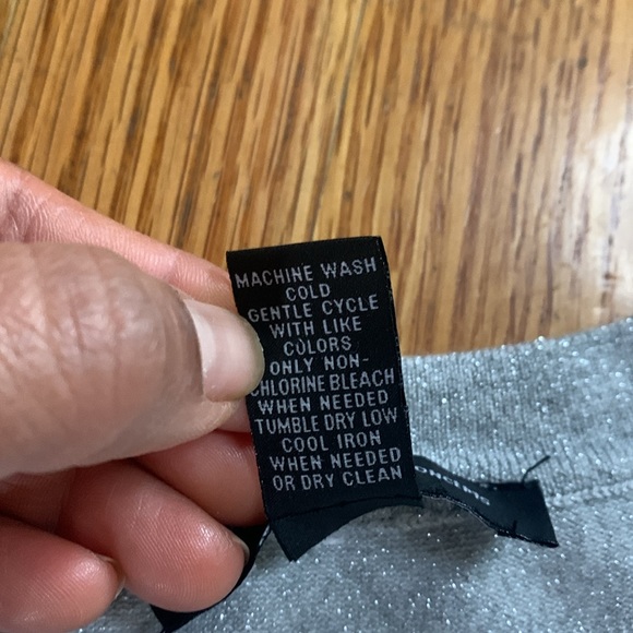 INC silver top size Medium - Picture 4 of 4